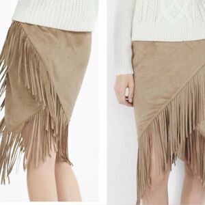 Express NWT faux suede fringe tan size 6 skirt wrap tan